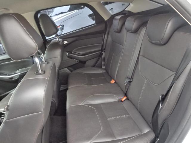 Focus Hatch 1.6 Se Plus - Foto 11