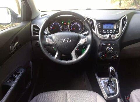 Vendo hb20 1.6 - aceito 3.000,00 na mão + parcelas - Foto 6