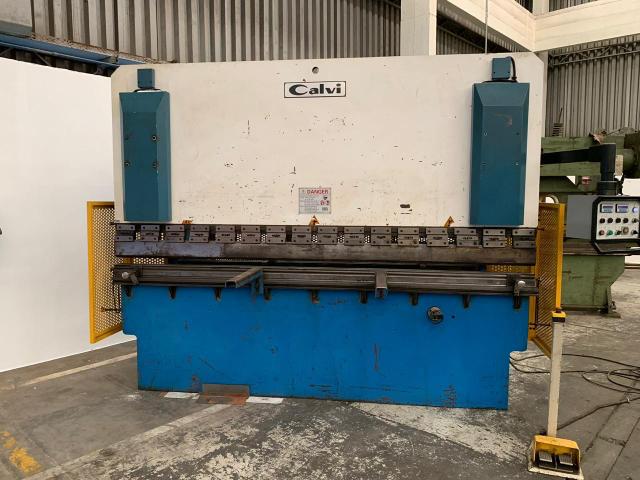 Dobradeira Calvi 3200x1/4 CN