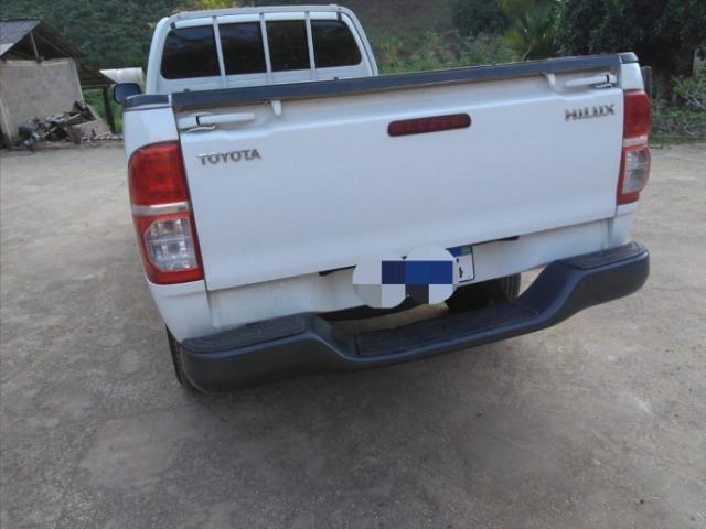 Hilux CS 2014 com Ar Condicionado - Foto 5