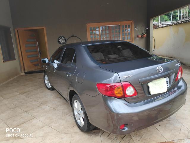 Toyota Corolla GLI 1.8 Flex Aut - Foto 9