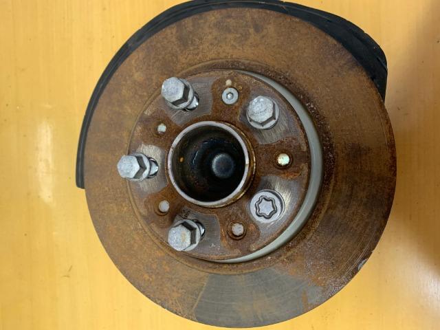 Montante c/cubo de roda traseiro do jeep renegade original
