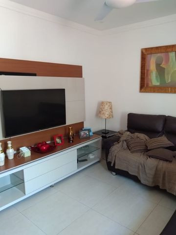 Casa Alto Padrão com 4 Quartos em Brás de Pina - Foto 2
