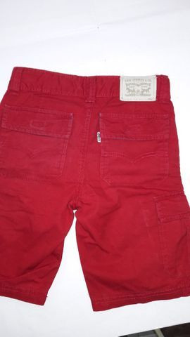 Bermuda Infantil Levi's Original . Vermelha 4 a 6 anos -Em Ótimo Estado - Foto 2