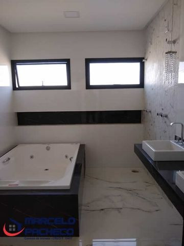 Excelente Casa de Esquina no Anaville - Foto 14
