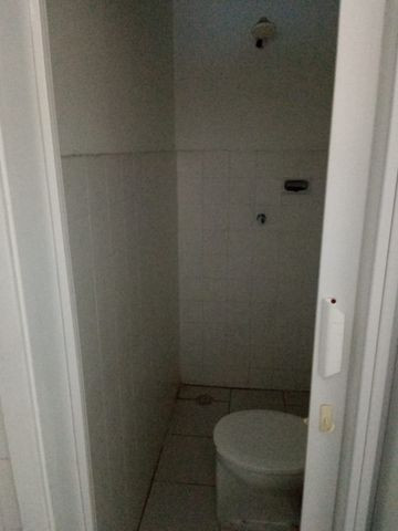 Pituba - Aptº 2/4 + Dependência Completa - Cód.: VB 053 - Foto 7