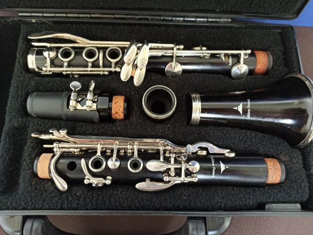 Clarinete Excepcional Leblanc France - Sup. Yamaha 450, Buffet E11 - Foto 6