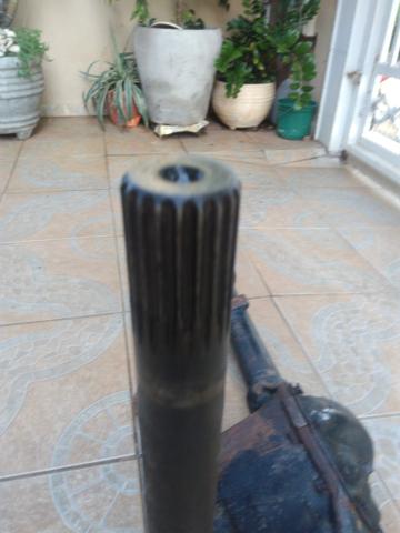 Carcaça do eixo traseiro canela grossa do jipe Willy e pontas de eixo meia vida - Foto 3