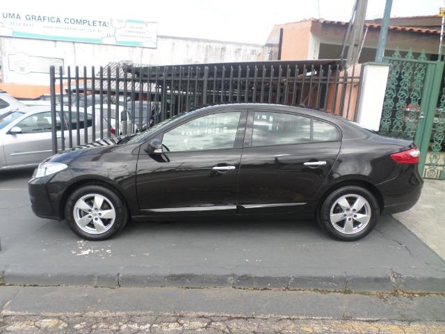 Renault Fluence 2.0 Dynamique Manual Flex (2012) - Foto 4