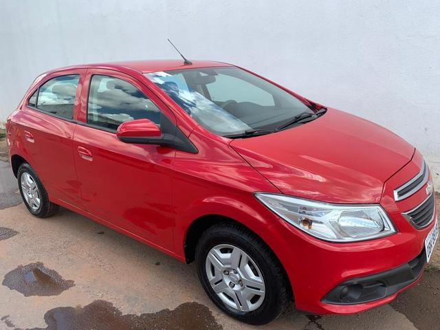 Chevrolet Onix 1.0 LT 12/13 completo pegamos carros e motos como entrada - Foto 6