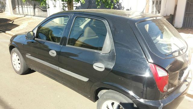 Carro tem 28 parcelas de 465 reais