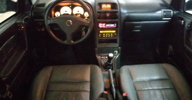 Astra 2.0 advantage único dono baixo km - Foto 10
