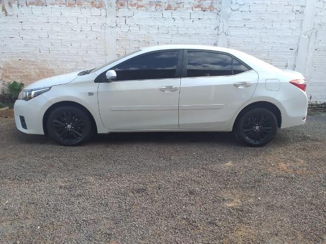 Corolla altis 2015