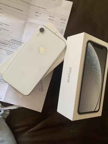 IPhone XR branco 64g c nota fiscal ac cartão !! - Foto 2