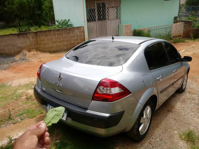 Megane 1.6 ano 06/07 - Foto 6
