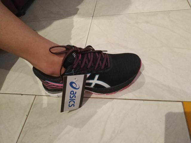 Tenis asics