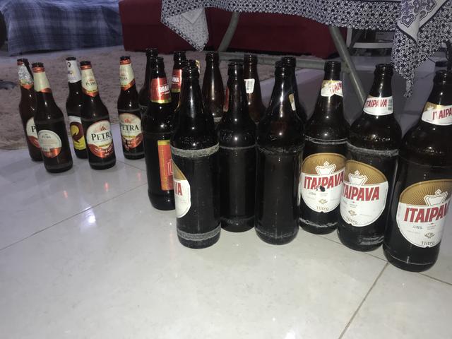 Cascos de cerveja litrão e 600 ml . - Foto 3