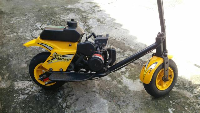 Walk machine