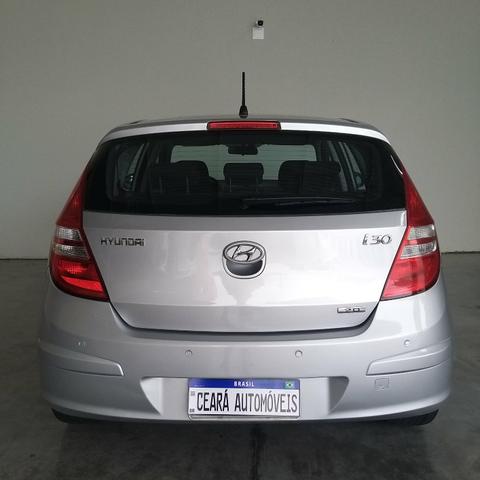 HYUNDAI i30 2.0 145cv 2011 - Foto 8