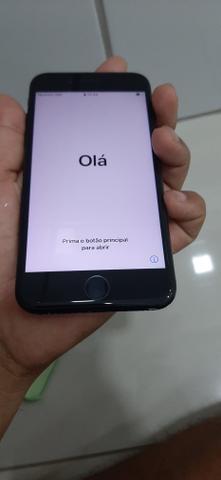 Iphone 7 semi novo 256 GB com nota fiscal e carregador original! - Foto 2