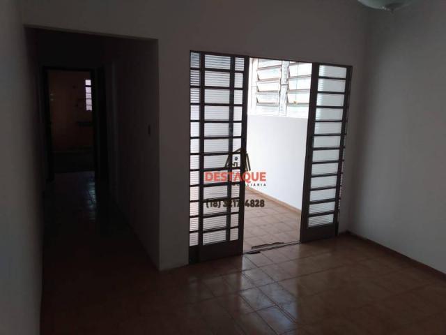 Casa com 3 dormitórios para alugar, 330 m² por R$ 2.700,00/mês - Vila Santa Helena - Presi - Foto 10
