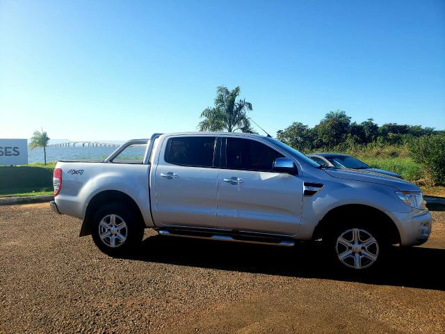 Ranger XLT 3.2 Diesel 4x4 Automática 2015 Prata - Foto 2