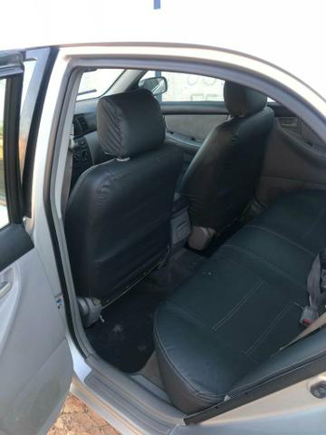 Vendo ou troco por carro mais novo! - Foto 6