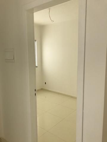 Belíssima casa 2/4 com suíte e possibilidade do terceiro quarto!! - Foto 3