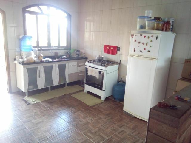 Vendo uma bela casa em local muito agradável pra quem gosta de tranquilidade. - Foto 9