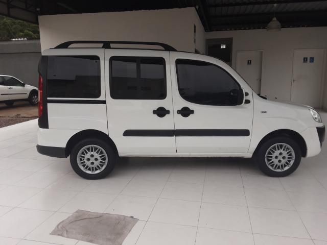 Fiat Doblo Attractiv 1.4 2015 7 Lugares - Foto 3