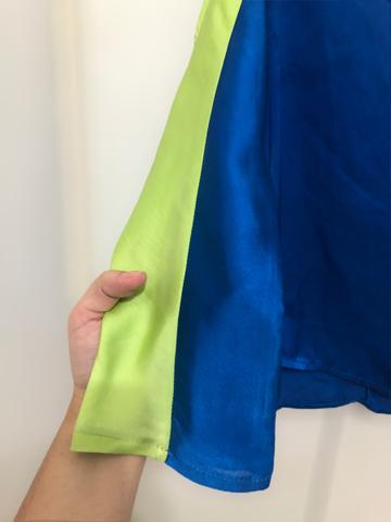 VENDO blusa seda bicolor - TAM M - Foto 3