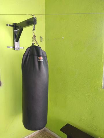 Saco de box com o Suporte para pendurar!!!