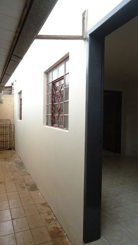 Casa de fundos no cic 700 com água e luz incluso até (200 reais) - Foto 4