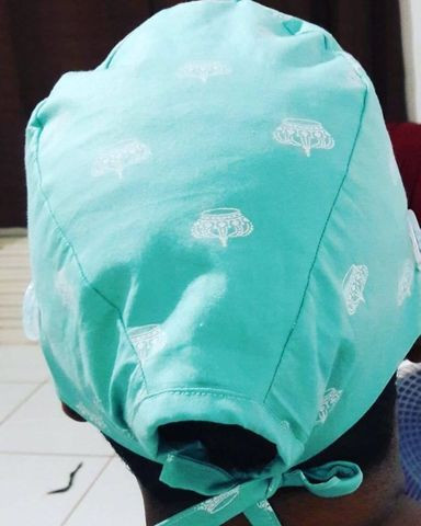 Vendendo Toucas Hospitalar e Cirúrgica ; Máscaras De Vários Formatos , Proteção á Saúde ! - Foto 3