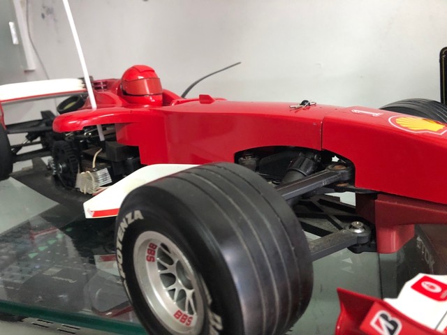 Automodelo Ferrari F2004 combustão  - Foto 5