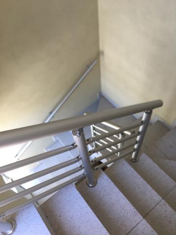 Aluga-se apartamento 1* andar