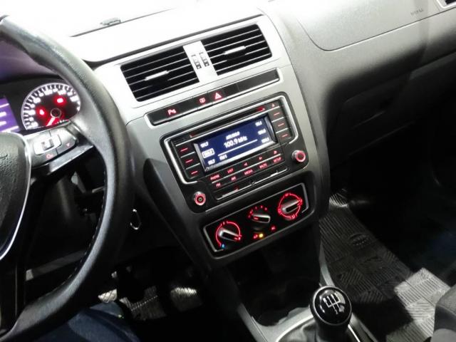 Volkswagen Fox Track 1.0 - Foto 14