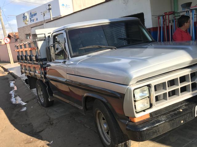 F1000 ano 85