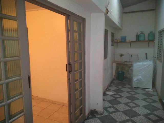 QR 423 Lote Escriturado Com 02 Res de 02 Quartos - Foto 7