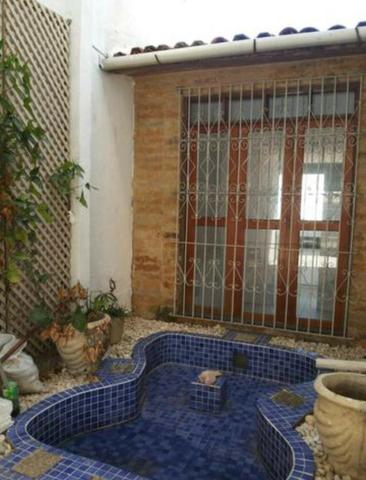 Vende-se Casa Duplex na 3 de Maio