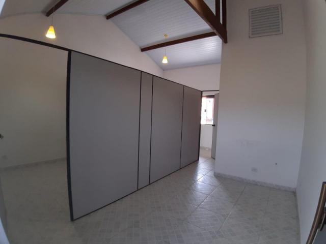 Excelente sala comercial para locação em caraguatatuba