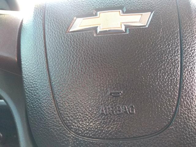 Onix LT completo abaixo tabela pneus okm air bag abs revisado garantia - Foto 9