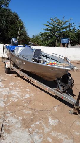 Vende se lancha Puma 18