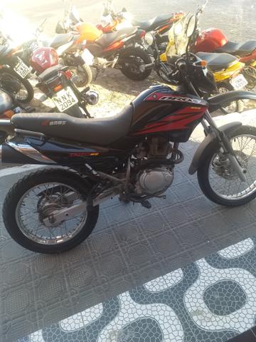 Bros 150 pra interior