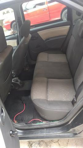 Renault Logan 1.0 16v - Foto 3