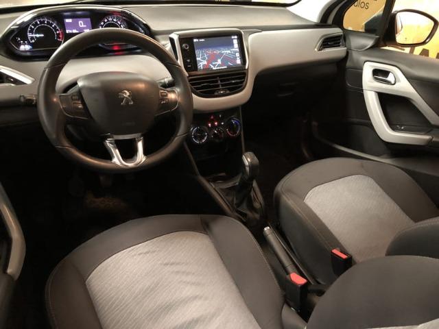 Peugeot 208 Allure 1.5 Flex Mecânico 2014 - Teto solar + GPS - - Foto 13
