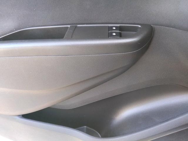 Onix LT completo abaixo tabela pneus okm air bag abs revisado garantia - Foto 4