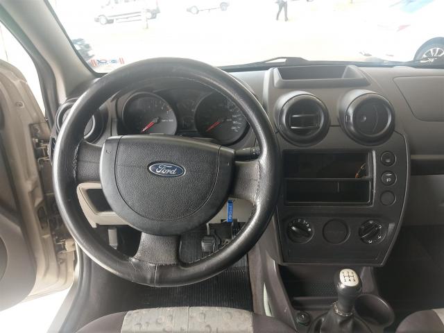 Ford Fiesta Hatch 1.0 Flex c/ Hidráulica *Apenas R$990,00 Entrada + 48x R$499,00 - Foto 10