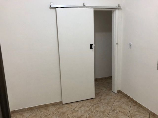 Alugo 2qts (Bairro Araujo) em Vista Alegre, com 2 quartos, Varanda, churrasq - Foto 5