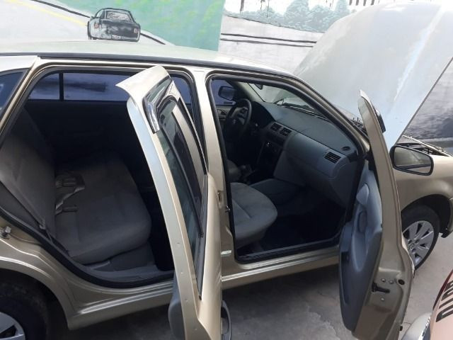 Vendo ou troco carro zero - Foto 2